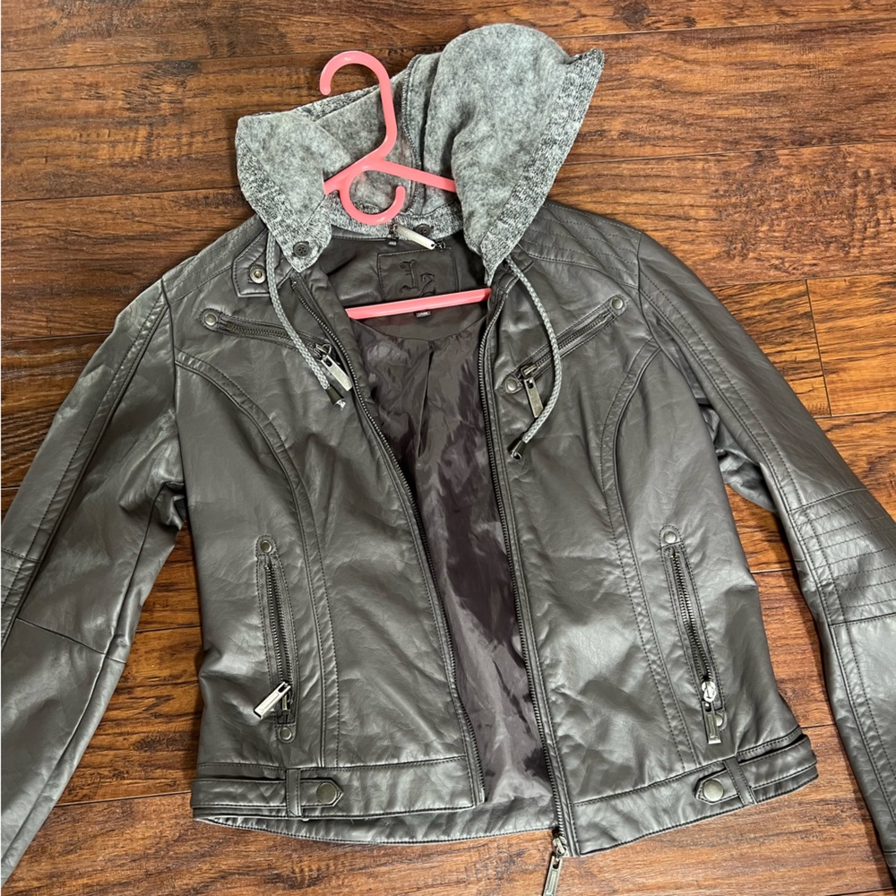 Women’s Faux Leather Jacket